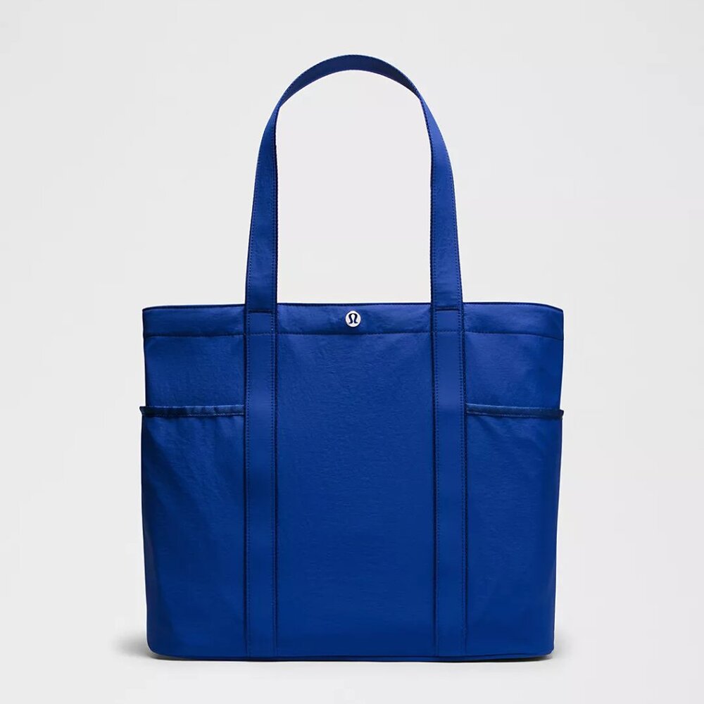Lululemon Daily Multi-Pocket Tote Bag 20L in Riverside Blue, BNWT